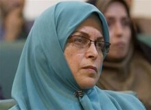 آذر منصوری، رئیس جبهه اصلاحات: چرا عده‌ای بدون مجوز و آزادانه هرجایی تجمع و میتینگ برگزار می‌کنند اما جانبازان بازداشت می شوند 