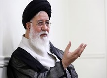 تعریف و تمجیدهای نماینده ولی فقیه در خراسان رضوی از ابراهیم رییسی/ علم الهدی: از ابتدای انقلاب سابقه نداشته که نمایندگان مجلس از فردی دعوت به حضور در انتخابات کنند و همان فرد رئیس جمهور شود/مسئولان و نمایندگان نباید انتقادها را در فضای مجازی مطرح کنند