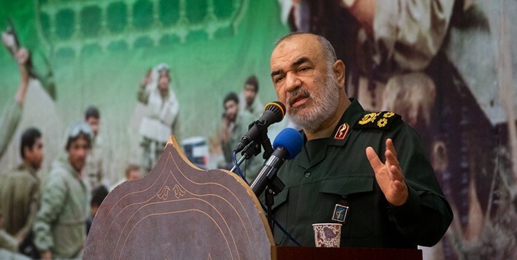 سرلشکر سلامی: برای دفاع از منافع حیاتی خود به جغرافیایی خاصی محدود نیستیم