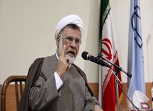فاضل میبدی: ممکن است تجربه ویروس کرونا به افراطی گری در دین را کمتر کند/ همه دیدند که قم "بیمه " نیست بلکه باید به سراغ کارشناسان رفت