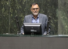 نماینده مجلس: بانک‌ها به یک غده سرطانی تبدیل شده‌اند