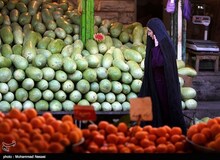 
بازار شب یلدا، قیمت هایی که فریاد می شود و پسته‌هایی که خندان نیست
