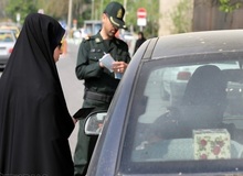 برای اصولگرایان پوشش شهروندان از مبارزه با فساد مهم تر است