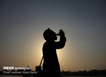 ۱۷ شهر خوزستان به علت وقوع دمای بالای ۴۹ درجه تعطیل می شوند