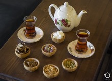 نوشیدن چای و قهوه در کافه چقدر برایتان آب می‌خورد؟