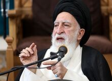 آیت الله علوی بروجردی: تمایل بسیار عجیبی به زرتشتی گری در میان بختیاری ها به وجود آمده/در قم کلیسای خانگی وجود دارد/عده‌ای هم دارند بودایی می‌ شوند!/نمی‌توانیم راحت بگوییم غیرخودی‌ها از کشور بروند