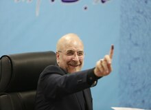 افشاگری یک نماینده از تلاش رائفی پور و «امنا» برای حذف قالیباف