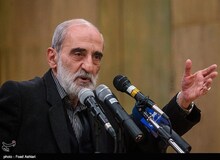 حمله حسین شریعتمداری به عباس عبدی/ اصلا چه کسی گفته که ادعای تو قابل پذیرش است؟! 
