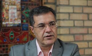احمد نقیب زاده: رئیس جمهور شدن نظامیان به معنای افزایش افراط گرایی در کشور است 