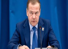 هشدار مدودف: ارسال تاماهاوک عاقبتی خوش برای هیچ‌کس به‌ویژه ترامپ نخواهد داشت / چگونه تشخیص دهیم که کلاهک متعارف است یا هسته‌ای؟