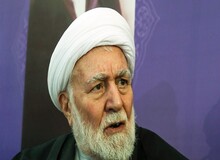 انصاری راد: برگزاری مراسم هایی همچون «مهمونی ده کیلومتری» بازی بی‌خاصیت سیاسی است/ این مراسمات باید توسط مردم برگزار شود نه دولت
