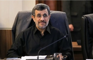 دفتر احمدی‌نژاد: حصر خانگی احمدی نژاد و گزارش نیویورک تایمز کذب است/ این روزی نامه که در قبال دریافت وجه خبر منتشر می کند