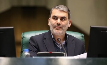 بیان جزئیاتی از طرح مقابله با نفوذ/ زنگنه: اگر فردی، مطلبی در نقد کشور بنویسد، باید ثابت کند از مجرای نفوذ نبوده/ ارتباط علمی با سایت خارجی جرم می‌شود