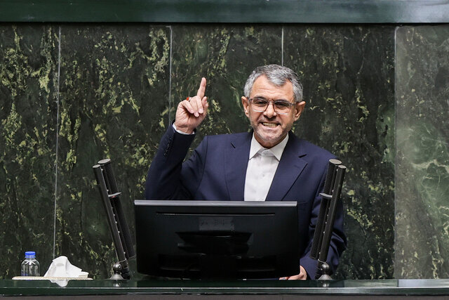عضو هیات رئیسه مجلس: وعده‌های داده شده در حوزه مسکن تاکنون محقق نشده است/  ۹۰ درصد مستاجران فقیر از دهک‌های ۱ تا ۵ هستند