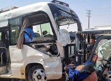 تصادف مینی‌بوس حامل زائران ایرانی در محور نجف به کربلا / ۱۶ نفر مصدوم شدند
