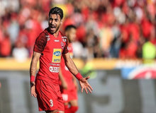 مدافع پرسپولیس: مراسم عروسی‌ام را در جزیره هاوایی برگزار می کنم!