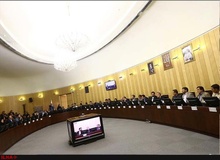 مفتح : ارائه بنزین در بازارجه‌های مرزی با نرخ ترجیحی / واریز ۱۰ درصد از مبلغ دستمزد پزشک به حساب سازمان امور مالیاتی/ امکان دریافت وام ۵ میلیارد دلاری از روسیه برای پروژه‌های عمرانی