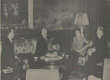 عکس کمتر دیده شده از نماینده مجلس ایران در کنار هیتلر