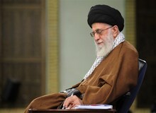کدام آثار مکتوب دفاع مقدس تقریظ رهبر انقلاب را دارند؟
