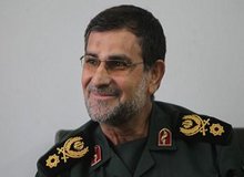 فرمانده نیروی دریایی سپاه: با هر کشتی که نان ساحل نشینان و صیادان را بگیرد چه چینی چه ایرانی برخورد می‌کنیم
