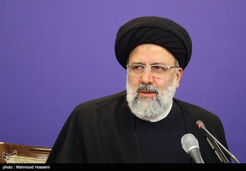 پوست موز زیر پای قوه قضاییه و تجارت براندازان