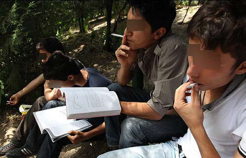 هشدار نسبت به پایین آمدن سن اعتیاد/ « نه گفتن» را به نوجوانان بیاموزیم