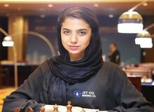 سارا خادم‌الشریعه استاد بزرگ شطرنج ایران در مسابقات جهانی  کشف حجاب کرد