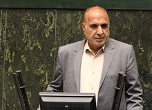 نماینده مجلس: تورم در کشور بیداد می‌کند/ کمر مردم زیر بار گرانی شکسته است/  بانک‌ها در کشور در خدمت مردم نیستند