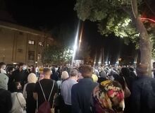 صدا و سیما برای درگیری دو نفر داخل اتوبوس، گزارش ها می رود اما بی آبی شهرکرد و همدان و را نمی بیند/در همدان آبمعدنی ۳۵ و نوشابه ۵۵ هزارتومان شده