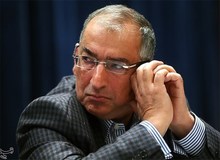 زیباکلام خطاب به خاتمی: تا کِی می‌خواهید از ورود به مسائل و مشکلات واقعی کشور خودداری نمایید؟