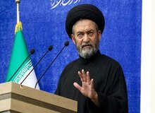 امام جمعه اردبیل: اذن و عدم اذن به «مذاکره» از اختیارات رهبری است/هیچ کس نباید از رهبر جلو بیفتد
