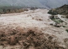 قطع راه ارتباطی بیش از ۱۰۰ روستا در لرستان/ گاز شهر معمولان قطع است / قطع برق ۳۷ روستا و آب آشامیدنی سه روستا / آغاز موج دوم بارش ها؛ پیک سیلاب بعدازظهر امروز رخ می دهد 