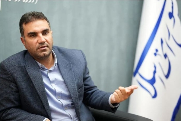 پوردهقان، نماینده مجلس: سکوت دولت و نیروی انتظامی و مسکوت گذاشتن موتورسواری زنان باعث خسارات مالی و متاسفانه جانی شده است / نمایندگان از نیروی انتظامی درباره عدم صدور گواهینامه موتورسیکلت برای زنان سوال پرسیده‌ است