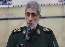 سردار قاآنی به ترامپ: باید مثل سلمان رشدی مخفیانه زندگی کنی!
