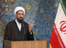 امام جمعه همدان: محل زندگی پهلوی را با رهبر انقلاب مقایسه کنید تا همه چیز روشن شود/ مراسم های ختم باید اصلاح شود؛خوردن غذا در خانه صاحب عزا کراهت دارد