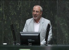 حاجی‌دلیگانی: چرا وزارت صنعت را مورد محاکمه قرار نمی‌دهند؟