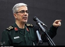 پیروزی‌های حلب و موصل، دستاورد عاشورایی دفاع مقدس است/ عناصر ارتباطی، رازدار فرماندهان بودند

