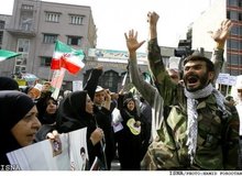 دانشجویان انقلابی فردا در اعتراض به افزایش قیمت مسکن تجمع می‌کنند/ بسیج دانشجویی: هر هفته چهارشنبه ها تجمع برگزار می کنیم!

