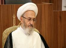 آیت الله سبحانی: حوزویان با مراکز علمی خارج از کشور ارتباط بگیرند