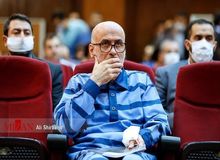 اولین فیلم از اعترافات اکبری طبری در دومین جلسه دادگاه 