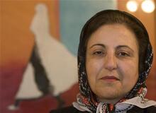 انتقاد یک اصلاح‌طلب از شیرین عبادی

