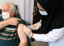 واکنش وزارت بهداشت به اخبار تقلبی بودن واکسن آسترازنکای مصرفی در ایران: مستقیما از شرکت های تولید کننده خریداری شده / هشدار سازمان جهانی بهداشت درباره واکسن هایی بود که خارج از سیستم قانونی واکسیناسیون کشور استفاده شده