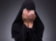 شوهرم با زن غریبه‌ ارتباط داشت، اعتراض کردم از خانه بیرونم انداخت