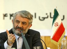 انتقاد تند ارگان رسانه ای جبهه پایداری از مشاور اقتصادی آیت الله خامنه ای/ «علی آقا محمدی» چرا گفته دولت برای جبران کسری بودجه، اوراق می‌فروشد؟
