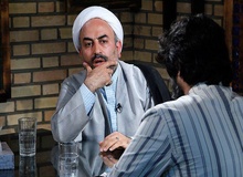 زائری: دین ما عین سیاست ما هست ولی نه این‌قدر!/ روحانیت اگر عاقل بود، جاهایی باید خودش را کنار می‌کشید/ اداره کشور با اداره مسجد فرق دارد

