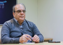 عباس عبدی: نان «تندروها» در «حل نشدن» بحران مسمومیت‌هاست 