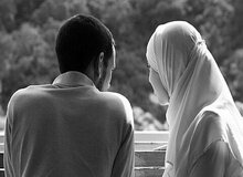 
«بدگویی پشت‌ سر همسر» چه بلایی بر سر زندگی مشترک می‌آورد؟
