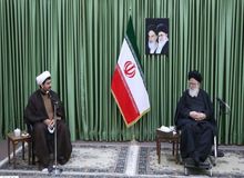 احمد علم الهدی با شیلد محافظ کرونا/ تصویر