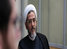 احمد مازنی: تقلیل صورت مساله  اعتراض های مردم به موضوع درگذشت مهسا امینی نوعی خودفریبی است
