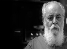 تندیس سنگ قبر هوشنگ ابتهاج در آرامگاهش نصب شد +عکس